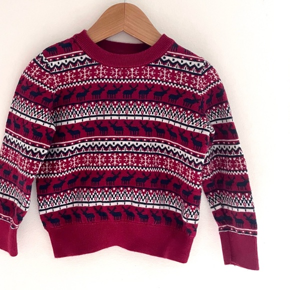 5/$30💥Reindeer Fair Isle Winter Pullover Sweater, Ribbed Waist, Red White Navy - Picture 2 of 10